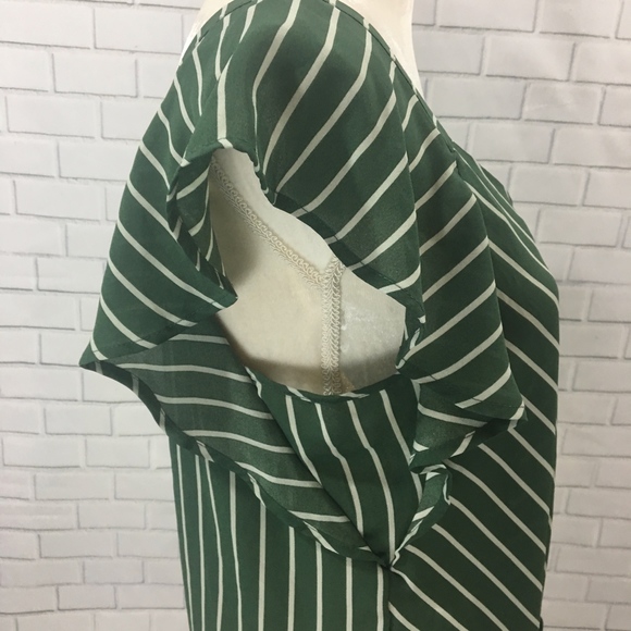 NWOT Green Striped Flutter Sleeve Tie Front Top - Picture 4 of 7